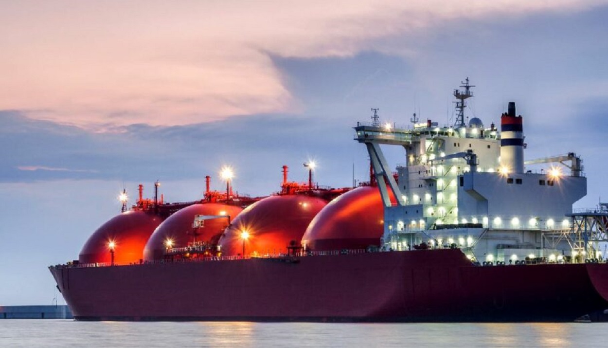 LNG TANKER © 123rf