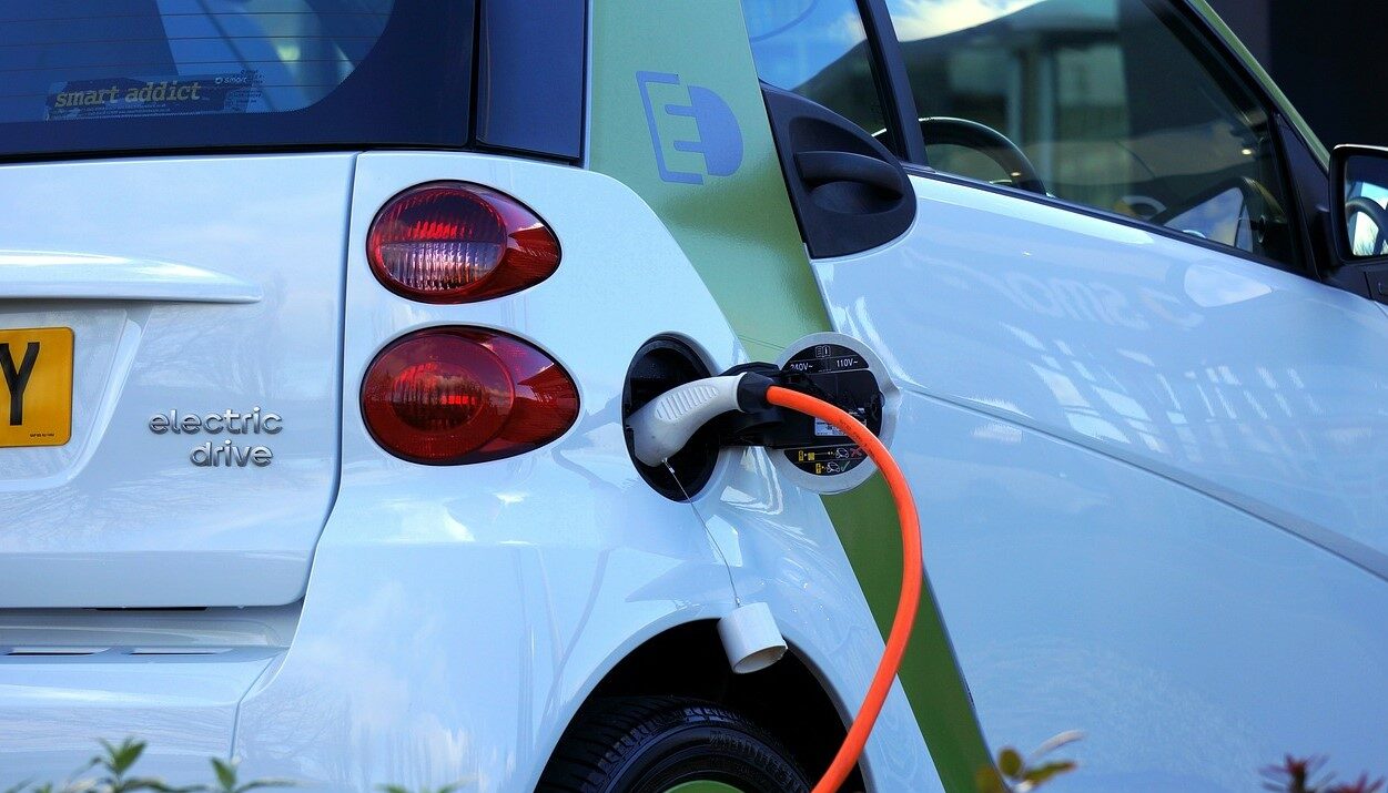 Ηλεκτρικό αυτοκίνητο ©pixabay