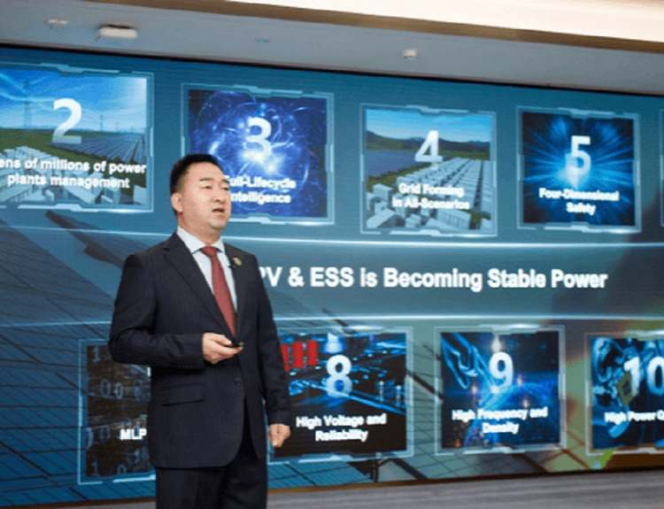 Hao Yingtao, Αντιπρόεδρος και CMO του Smart PV & ESS Business της Huawei Digital Power, ανέλυσε διεξοδικά τις μελλοντικές τάσεις ©ΔΤ