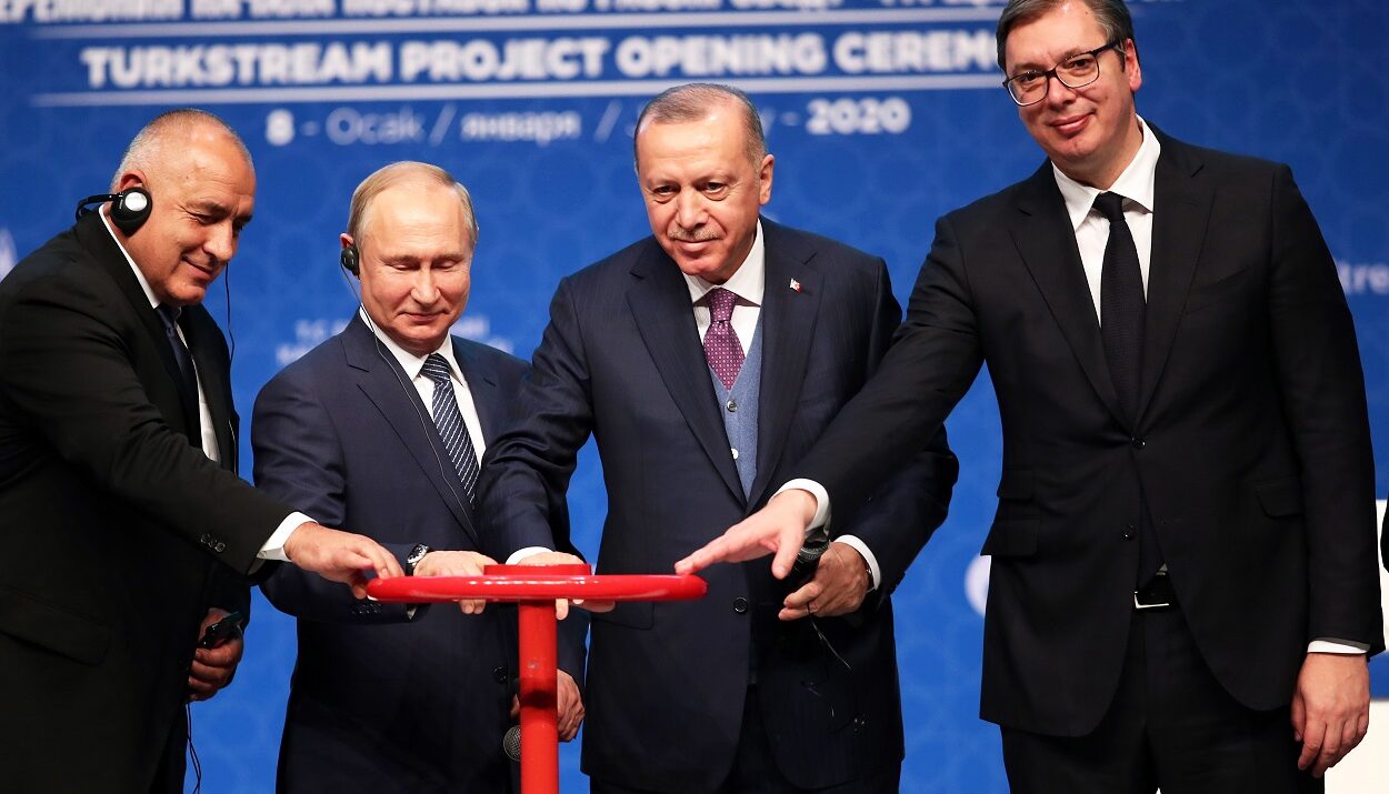 Τελετή εγκαινίων του έργου Turkstream στην Κωνσταντινούπολη ©EPA/TOLGA BOZOGLU