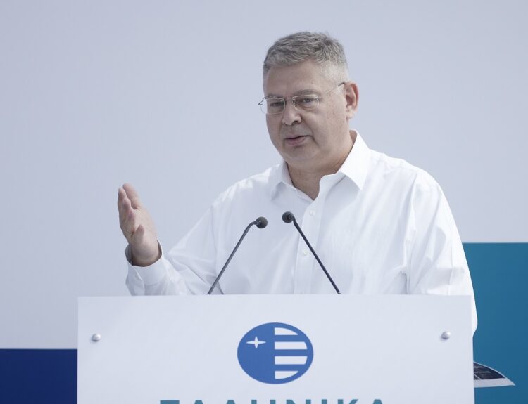 Ο Διευθύνων Σύμβουλος των ΕΛΠΕ, Ανδρέας Σιάμισιης ©ΑΠΕ-ΜΠΕ/ΓΡΑΦΕΙΟ ΤΥΠΟΥ ΠΡΩΘΥΠΟΥΡΓΟΥ/ΔΗΜΗΤΡΗΣ ΠΑΠΑΜΗΤΣΟΣ