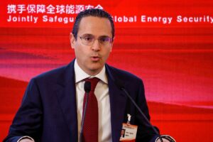 Ο διευθύνων σύμβουλος της Shell Wael Sawan © EPA/MARK R. CRISTINO