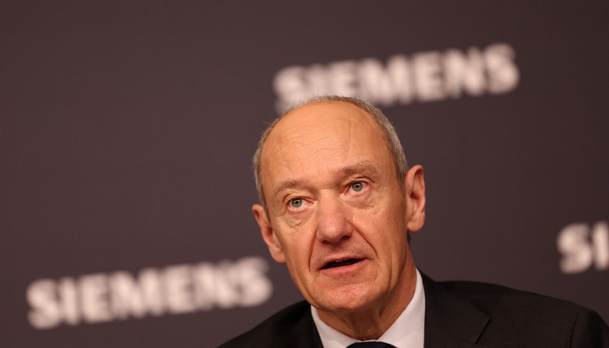Siemens CEO Roland Busch ©ΑΠΕ