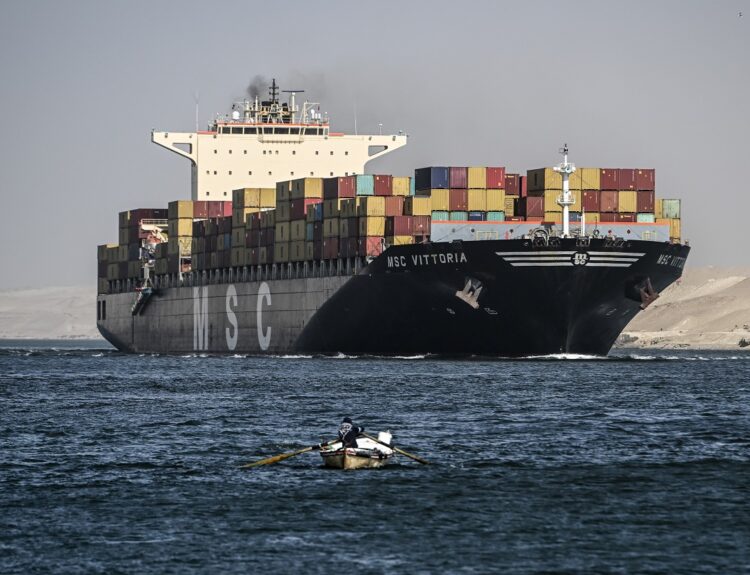 Καράβι με container, Διώρυγα του Σουέζ ©ΑΠΕ