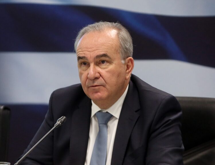 Αναπληρωτής υπουργός Εθνικής Οικονομίας και Οικονομικών Νίκος Παπαθανάσης ©ΑΠΕ