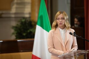 ΤΖΟΡΤΖΙΑ ΜΕΛΟΝΙ, ΙΤΑΛΙΑ