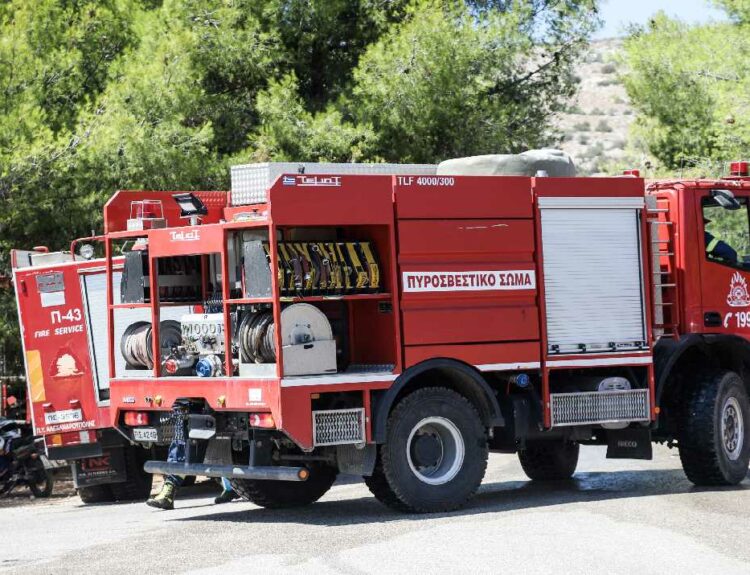 Πυροσβεστικά οχήματα © Eurokinissi