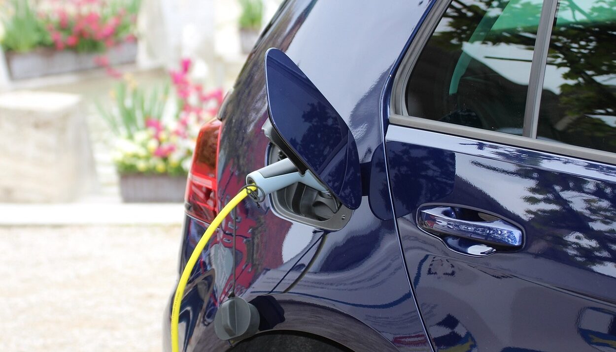 Ηλεκτρικό αυτοκίνητο ©pixabay