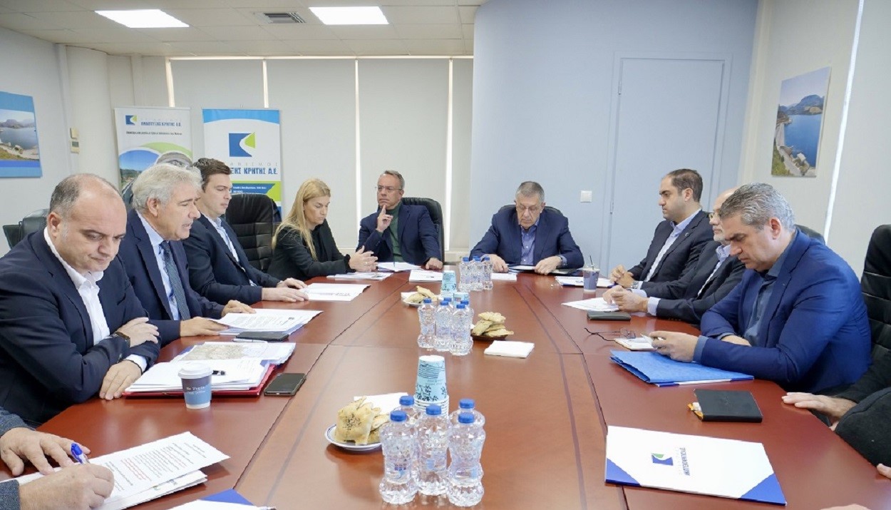 Η πολιτική ηγεσία του υπουργείου Υποδομών στην Κρήτη ©Υπουργείο Υποδομών