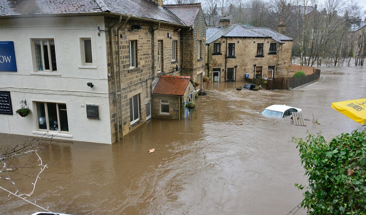 Πλημμύρες, φυσικές καταστροφές © unsplash