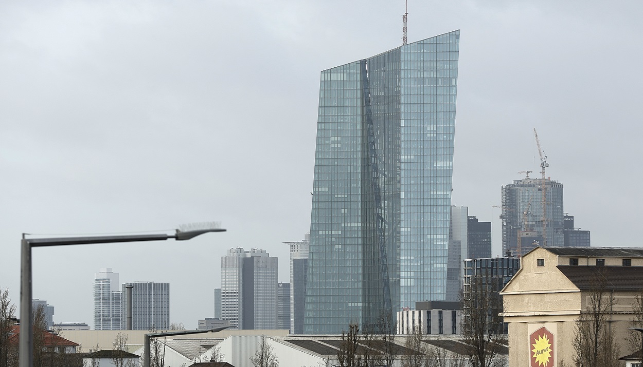 Ευρωπαϊκή Τράπεζα Επενδύσεων (ΕΤΕπ) © EPA/RONALD WITTEK