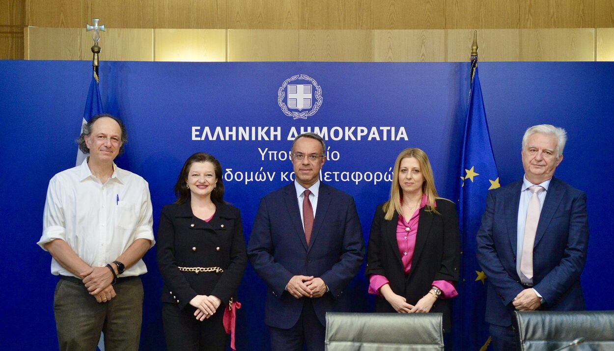Υπογραφή σύμβασης μελέτης συμπληρωματικών έργων φράγματος Πηνειού στην Ηλεία ©ΔΤ