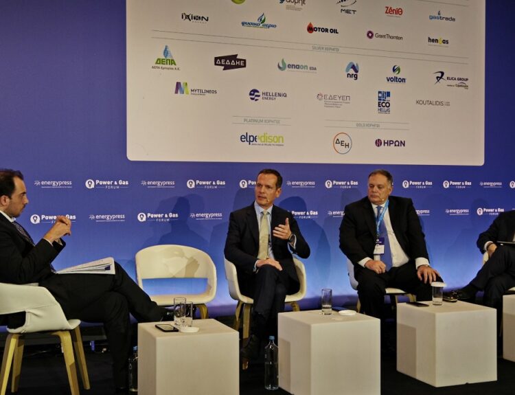 Μ. Μανουσάκης κατά την τοποθέτηση του στο 5ο POWER & GAS FORUM ©ΔΤ