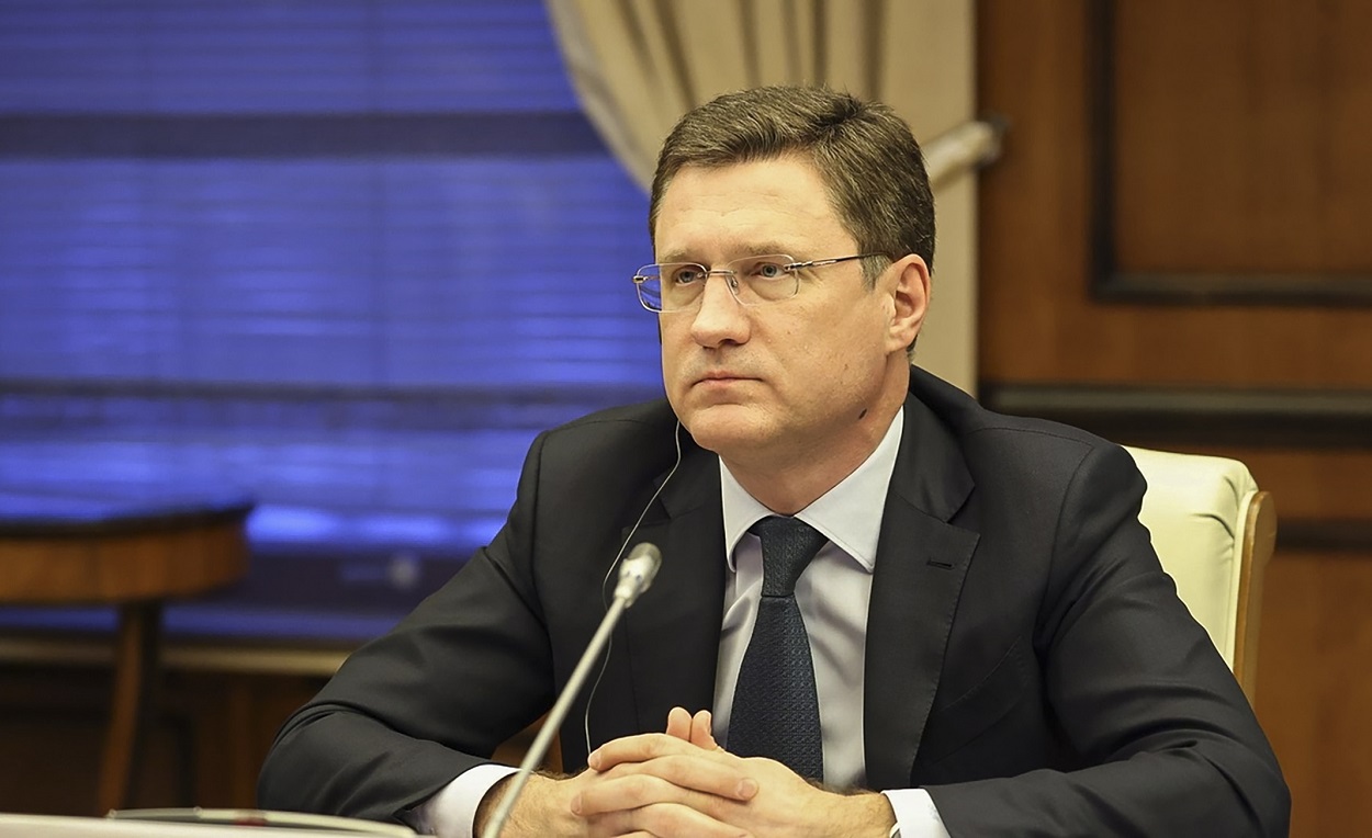 Ο ΑΛΕΞΑΝΤΑΡ ΝΟΒΑΚ, ΡΩΣΙΑ