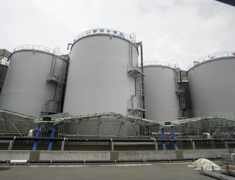 Πυρηνικός σταθμός στη Φουκουσίμα © EPA/KIMIMASA MAYAMA / POOL