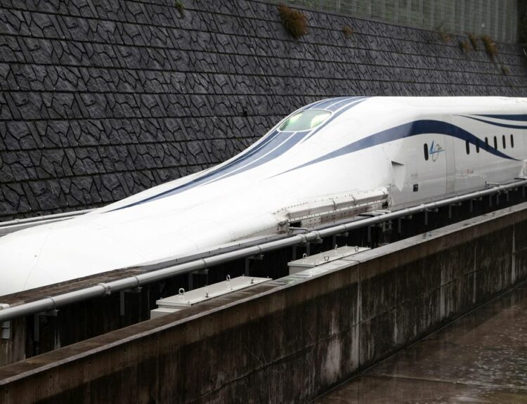 Το πιο γρήγορο τρένο στον κόσμο της Central Japan Railway © EPA/JIJIJI PRESS JAPA