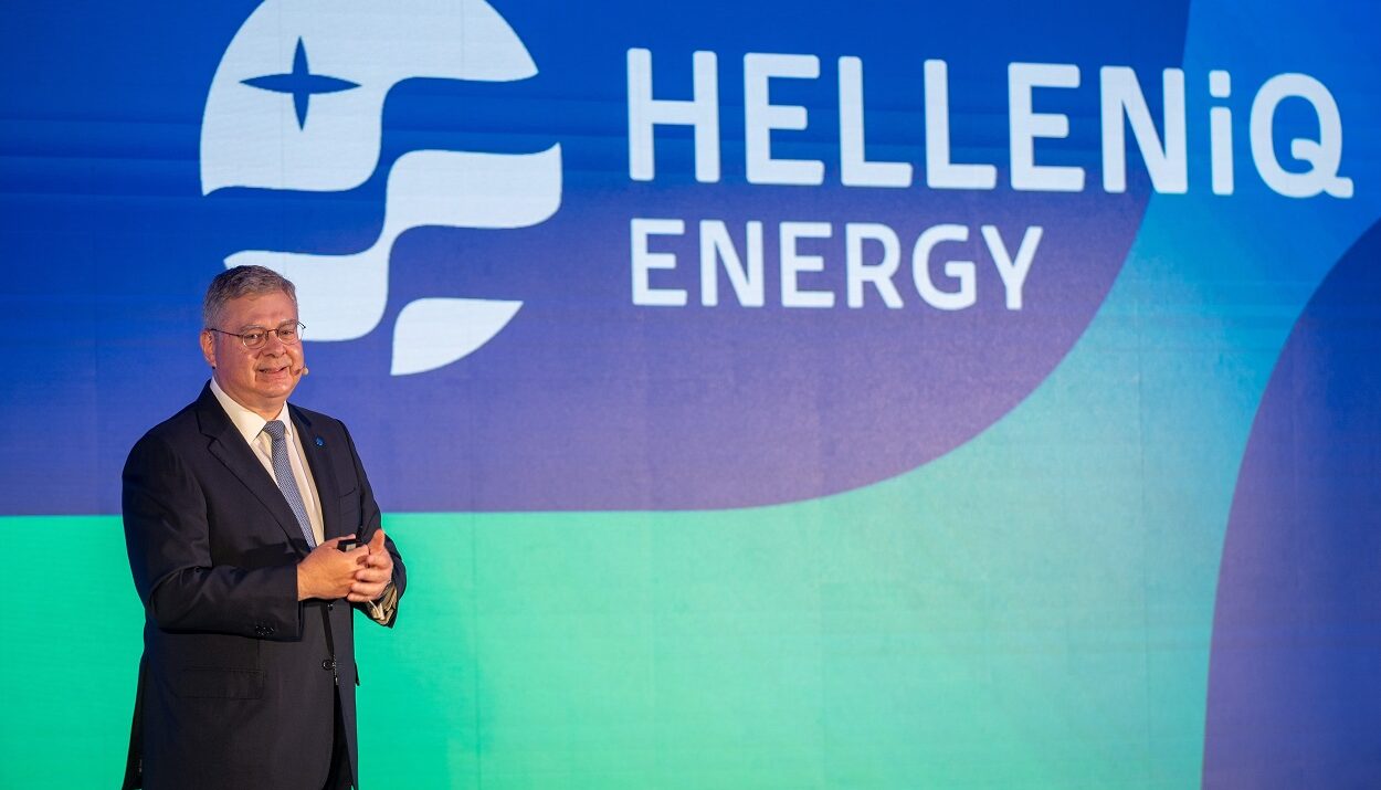 Ο CEO της HELLENiQ ENERGY κ. Ανδρέας Σιάμισιης ανακοινώνει τη δημιουργία της ΕΚΟ Energy ©ΔΤ