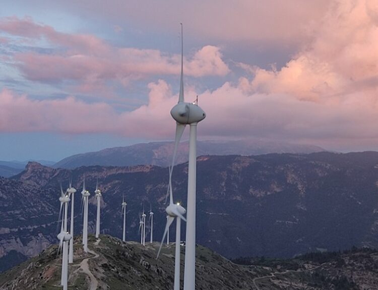 Ανεμογεννήτρια ©eletaen.gr