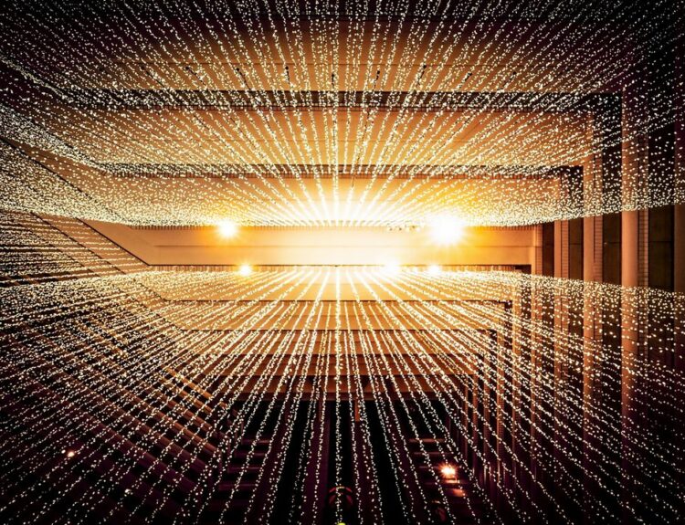 DATA CENTERS © unsplash
