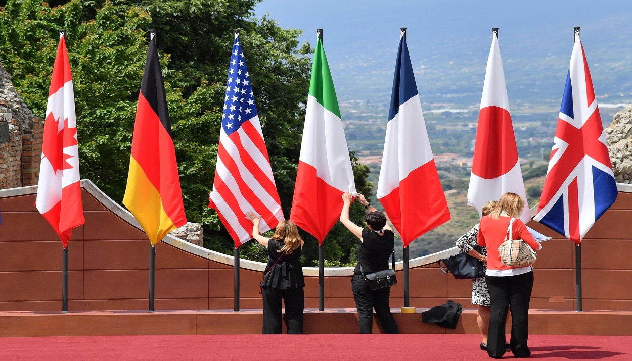 G7 © EPA/ETTORE FERRARI