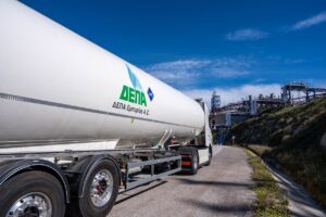 LNG trailer, ΔΕΠΑ Εμπορίας © ΔΤ