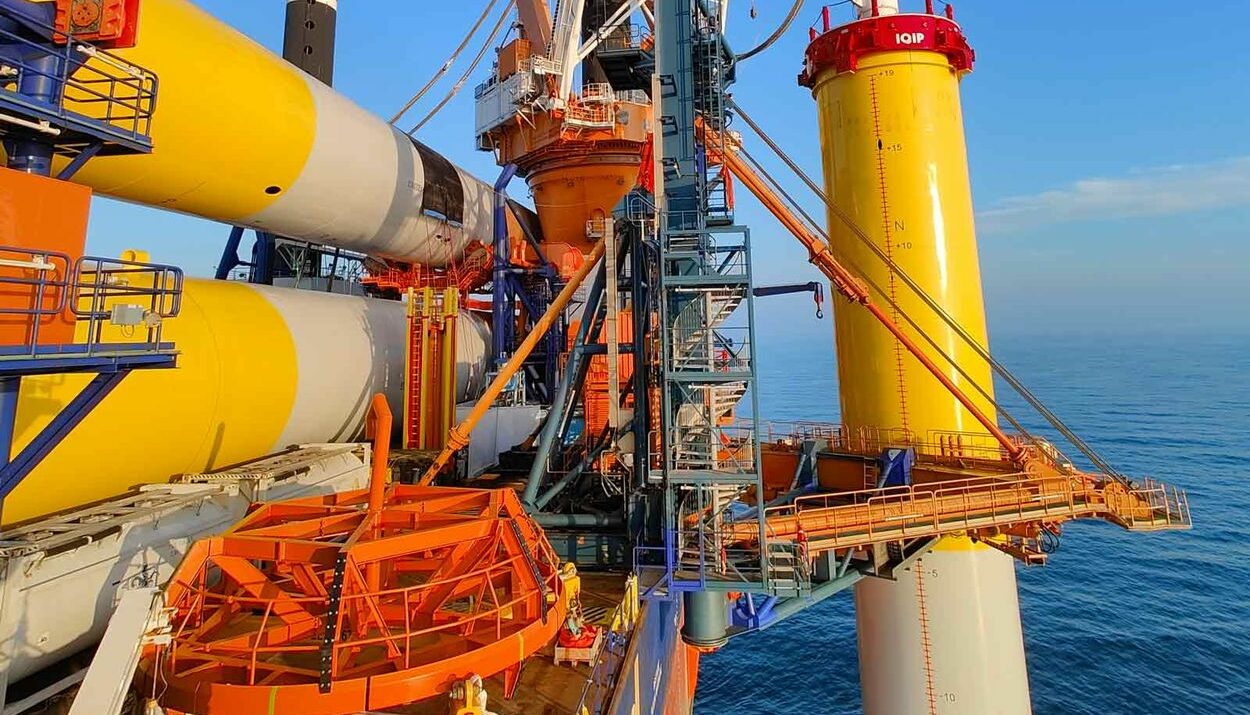 Η RWE εγκαθιστά την πρώτη θεμελίωση ανεμογεννήτριας στο εμβληματικό υπεράκτιο αιολικό πάρκο Sofia © rwe.com