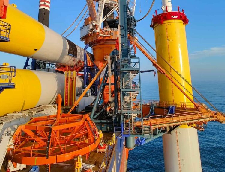 Η RWE εγκαθιστά την πρώτη θεμελίωση ανεμογεννήτριας στο εμβληματικό υπεράκτιο αιολικό πάρκο Sofia © rwe.com
