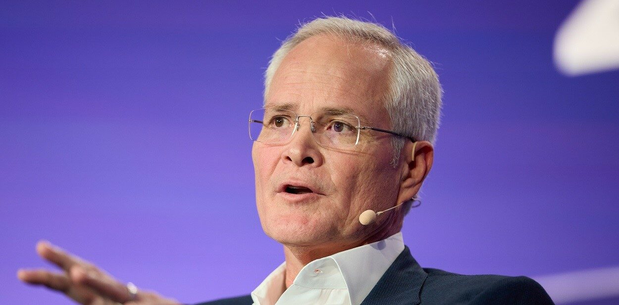 Ο CEO της Exxon Mobil, Ντάρεν Γουντς © EPA/ALLISON DINNER