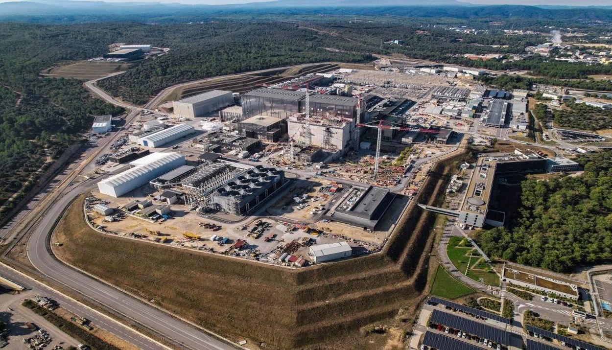 Ο Διεθνής Θερμοπυρηνικός Πειραματικός Αντιδραστήρας, ή ITER © iter.org