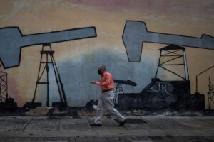 Βενεζουέλα, πετρέλαιο © EPA/MIGUEL GUTIERREZ