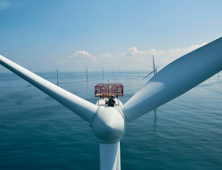 Υπεράκτιο αιολικό πάρκο ©https://group.vattenfall.com/press-and-media/media-bank/wind-solar-and-energy-storage