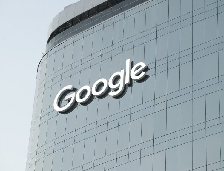 Google ©EPA/Rodrigo Sura
