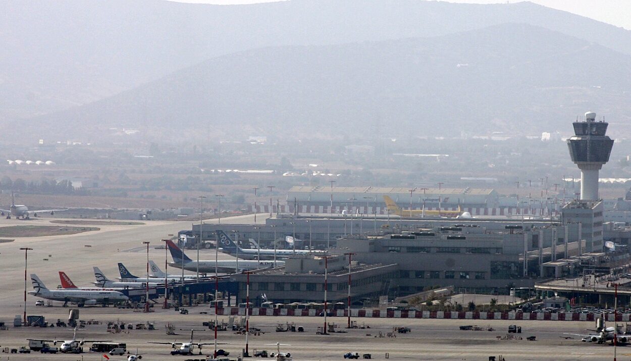 Διεθνής Αερολιμένας Αθηνών ©ΑΠΕ-ΜΠΕ/ΑΠΕ-ΜΠΕ/ΟΡΕΣΤΗΣ ΠΑΝΑΓΙΩΤΟΥ