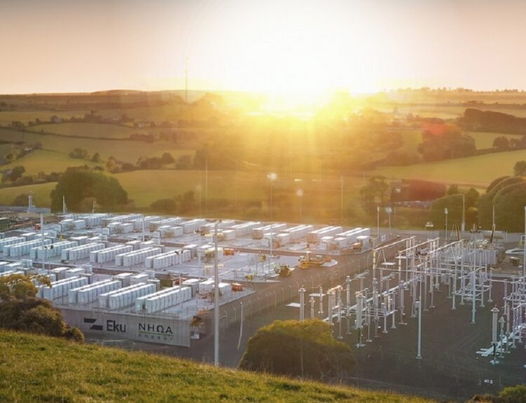 Μπαταρίες eku ©https://www.ekuenergy.com/news/eku-energy-breaks-ground-at-battery-storage-projects-in-essex-and-buckinghamshire