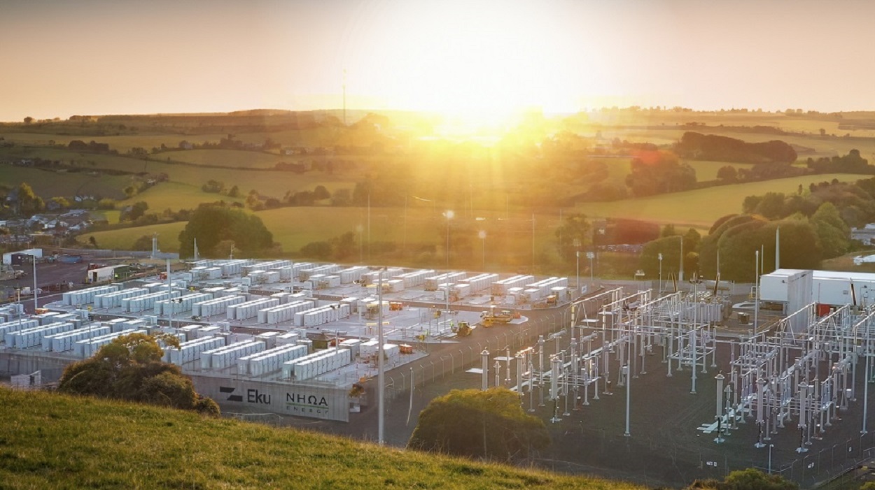 Μπαταρίες eku ©https://www.ekuenergy.com/news/eku-energy-breaks-ground-at-battery-storage-projects-in-essex-and-buckinghamshire