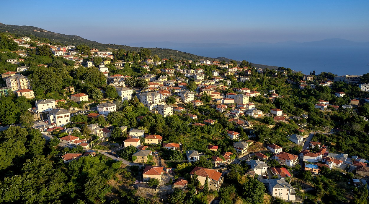 Χωριά του Πηλίου - Thessaly & Evros Pass © Intime