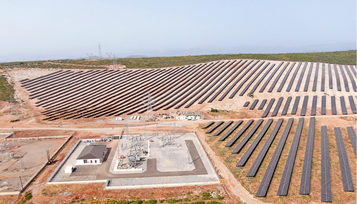 Φωτοβολταϊκός σταθμός της TotalEnergies στο Ξηροκάμπι Πελοποννήσου © ΔΤ
