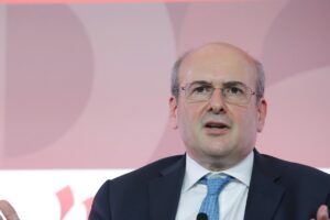 Κωστής Χατζηδάκης ©ΑΠΕ-ΜΠΕ/ECONOMIST IMPACT/ΒΑΪΟΣ ΧΑΣΙΑΛΗΣ