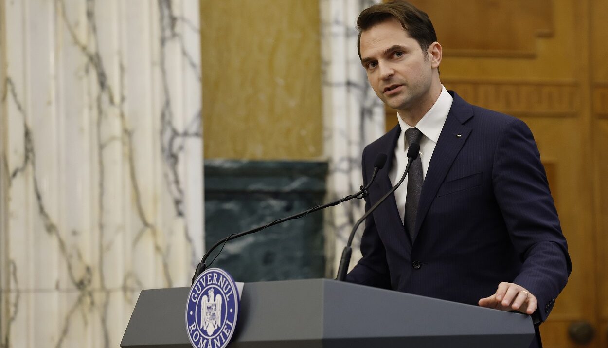 Ο ΣΕΜΠΑΣΤΙΑΝ ΜΠΟΥΡΝΤΟΥΤΖΑ, ΥΠΟΥΡΓΟΣ ΕΝΕΡΓΕΙΑΣ ΤΗΣ ΡΟΥΜΑΝΙΑΣ © EPA/Robert Ghement