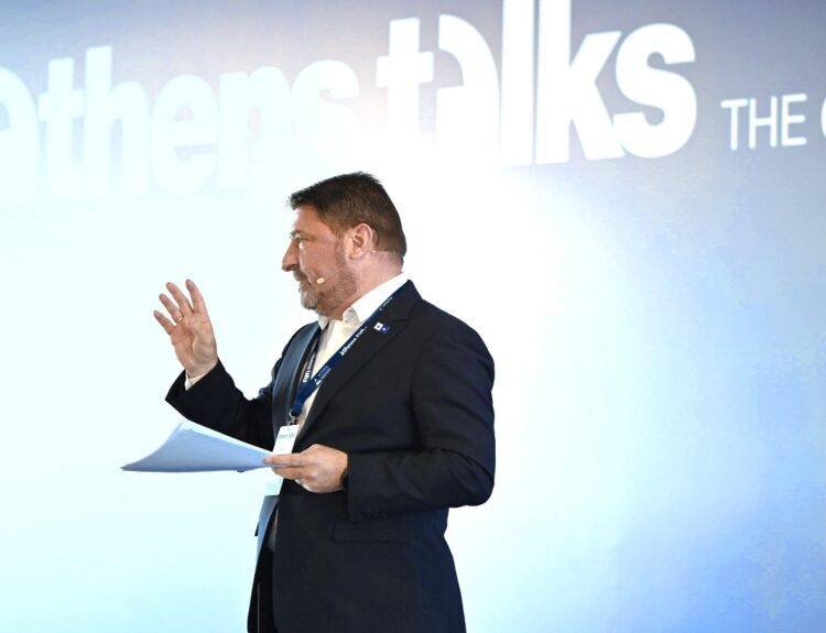 Νίκος Χαρδαλιάς στο πλαίσιο του Athens Talks © Περιφέρεια Αττικής