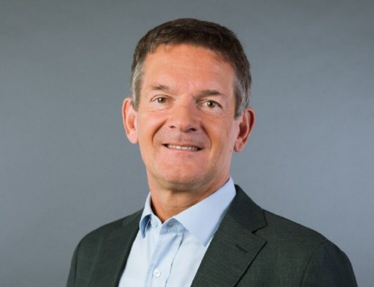 WOLFGANG GROSSE