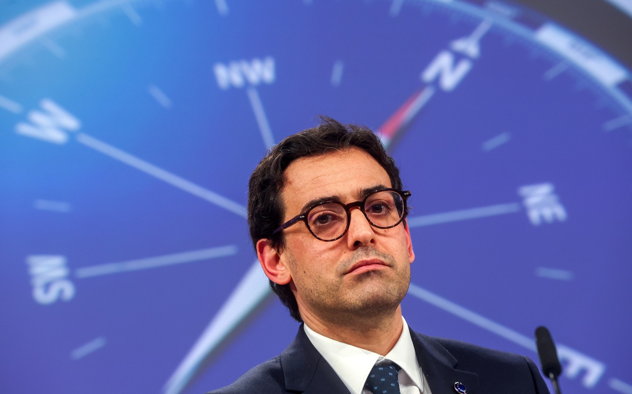 Ο Stéphane Séjourné, ο Γάλλος Κοινοτικός Επίτροπος Βιομηχανίας © EPA/OLIVIER HOSLET