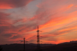 Ηλεκτρικές διασυνδέσεις © Freepik