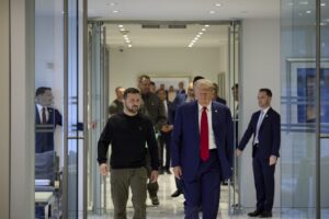 Ο Τραμπ και ο Ζελένσκι, Ουκρανία-ΗΠΑ © EPA/UKRAINE PRESIDENTIAL PRESS SERVICE / HANDOUT HANDOUT EDITORIAL USE ONLY/NO SALES