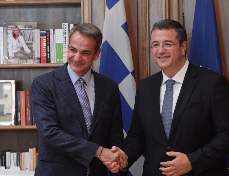 ΜΗΤΣΟΤΑΚΗΣ ΚΑΙ ΤΖΙΤΖΙΚΩΣΤΑΣ