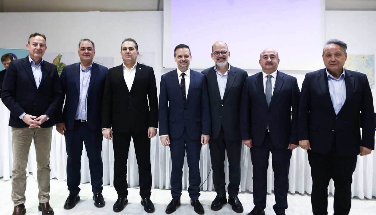 ΠΟΛΕΙΣ