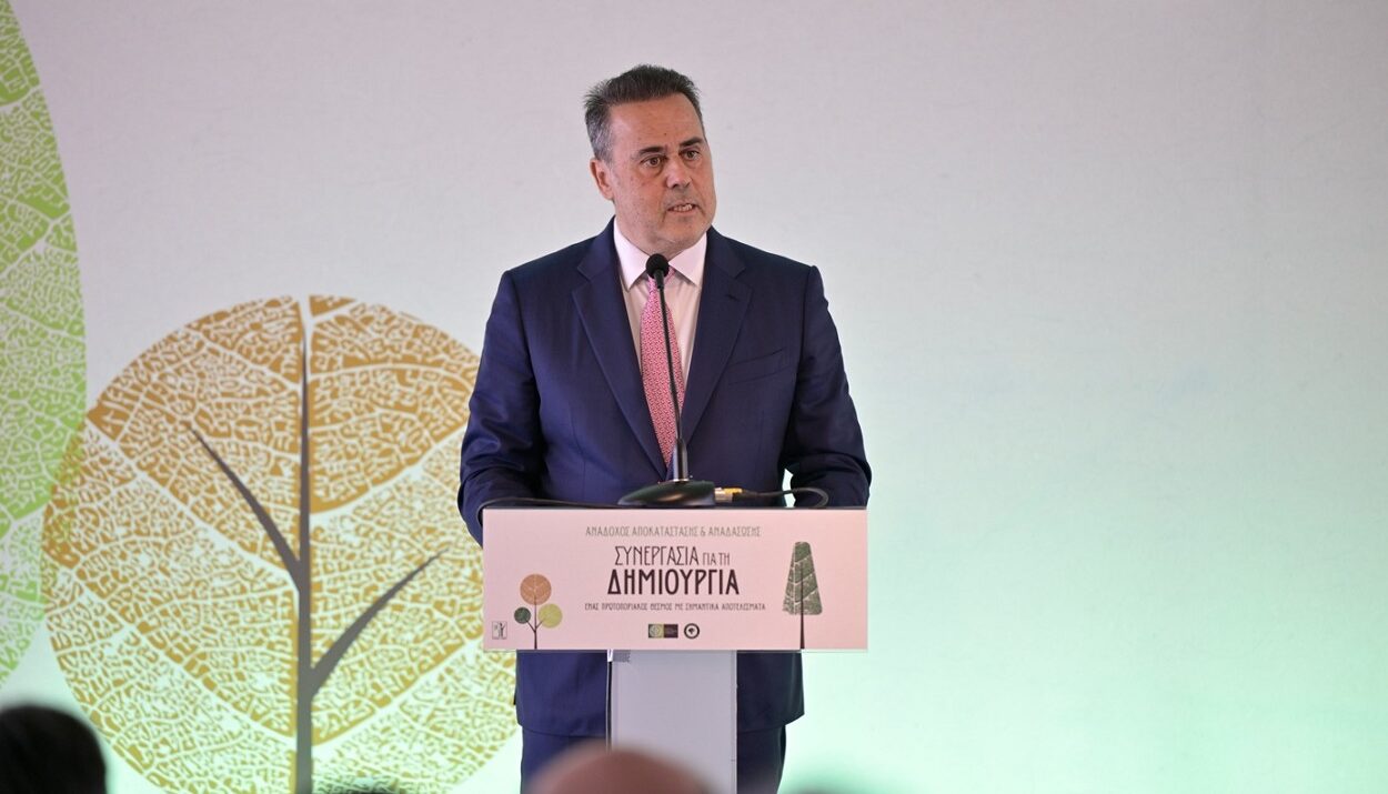 Ο Σταύρος Παπασταύρου © ΥΠΕΝ