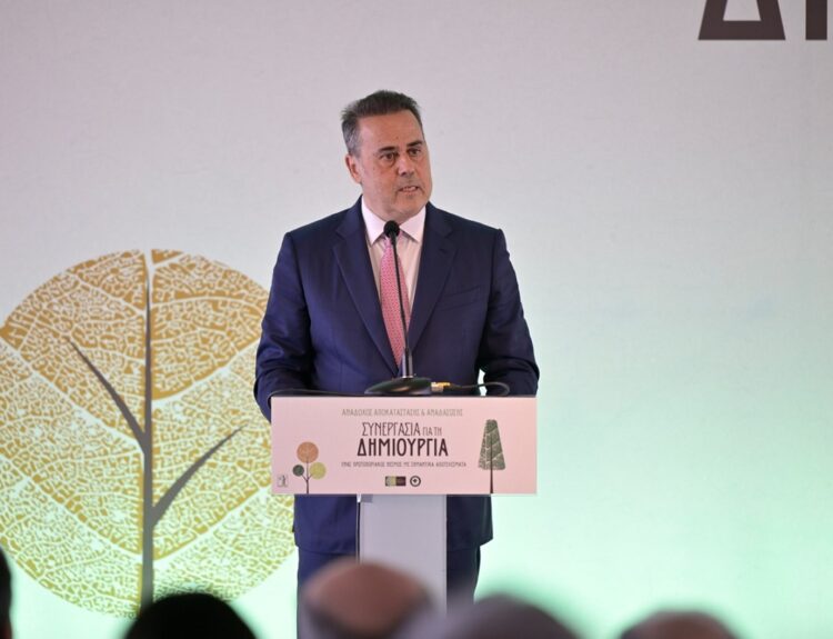 Ο Σταύρος Παπασταύρου © ΥΠΕΝ