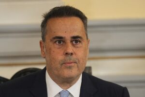 ΣΤΑΥΡΟΣ ΠΑΠΑΣΤΑΥΡΟΥ
