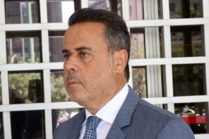 ΣΤΑΥΡΟΣ ΠΑΠΑΣΤΑΥΡΟΥ